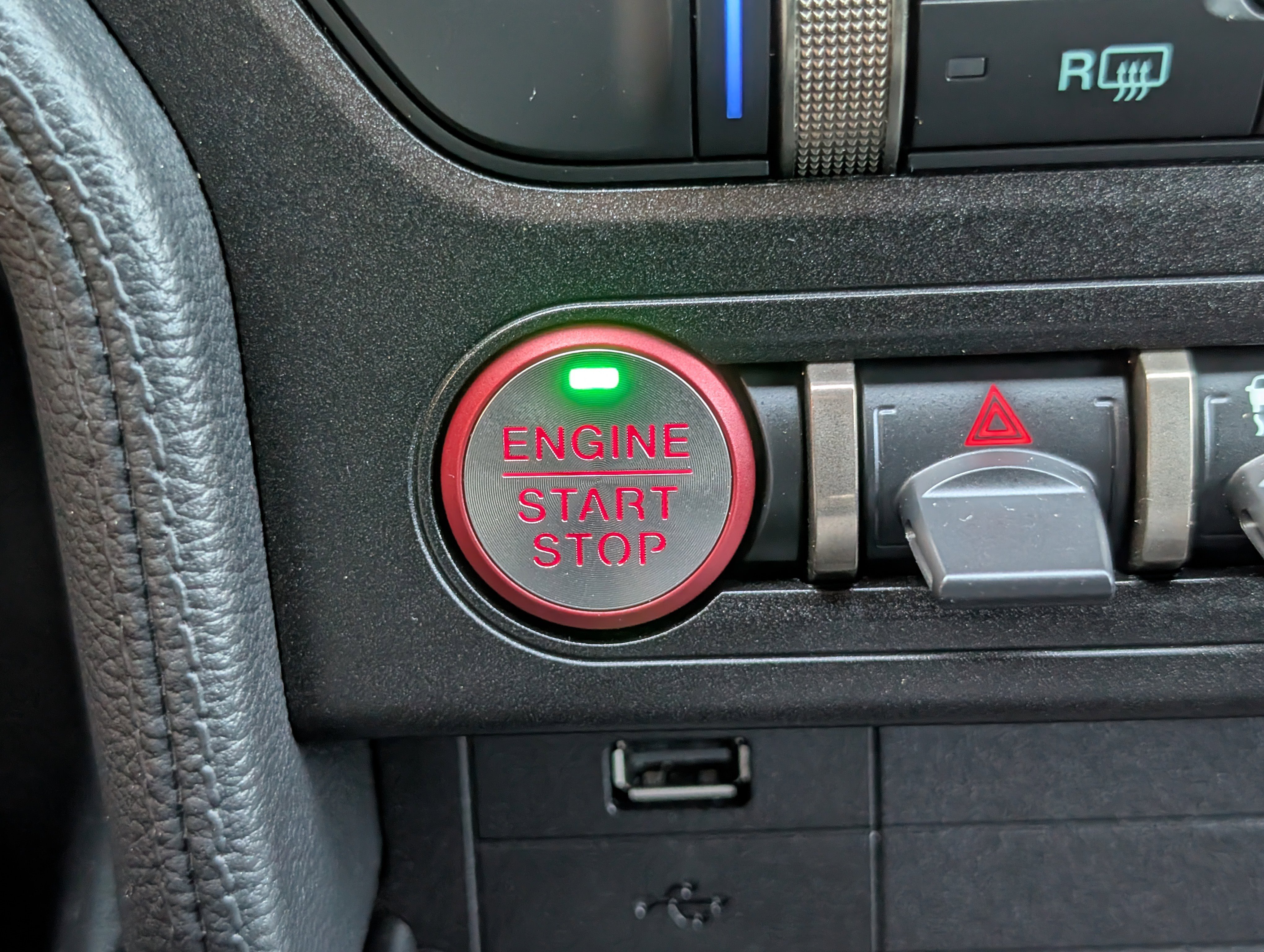 Certified 2021 Ford Mustang Shelby GT500 w/ Carbon Fiber Track Pack image 21