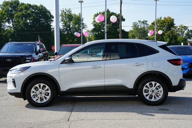 Certified 2025 Ford Escape Active image 2