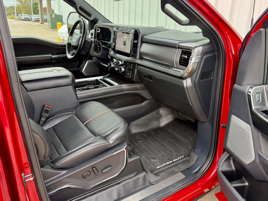 Certified 2024 Ford F450 Platinum w/ FX4 Off-Road Package AWD/4WD image 21