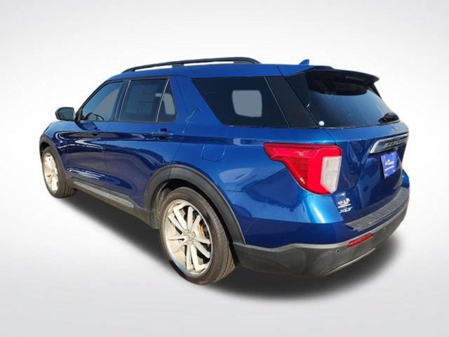 Certified 2020 Ford Explorer XLT w/ Equipment Group 202A AWD/4WD image 7