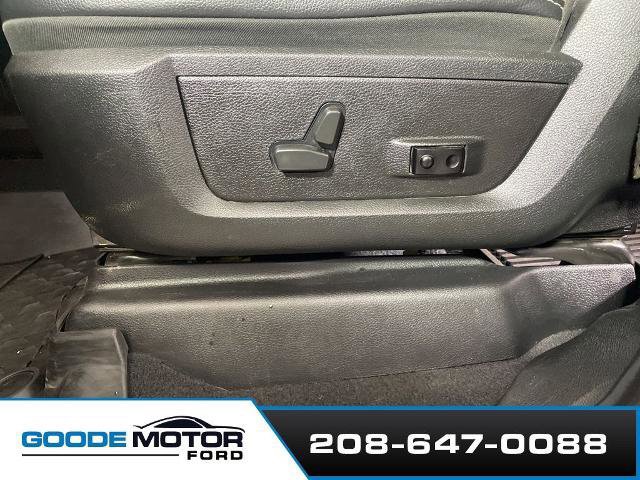 Used 2021 RAM 2500 Laramie w/ Body Color Bumper Group image 12