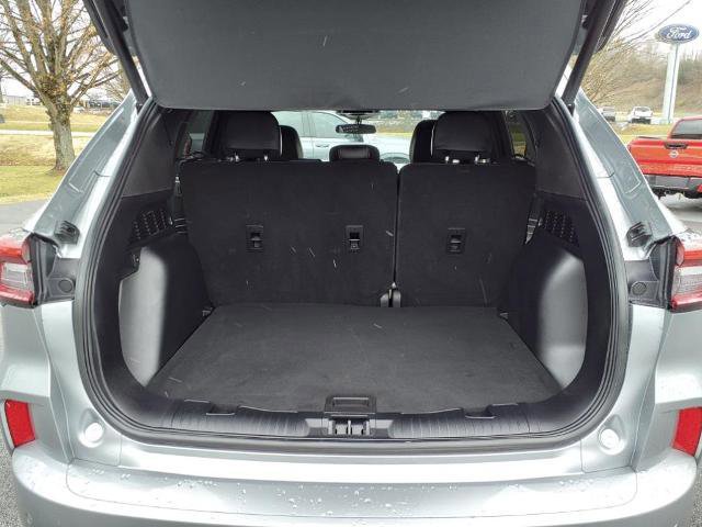 Certified 2024 Ford Escape ST-Line Select w/ Tech Pack #2 image 4