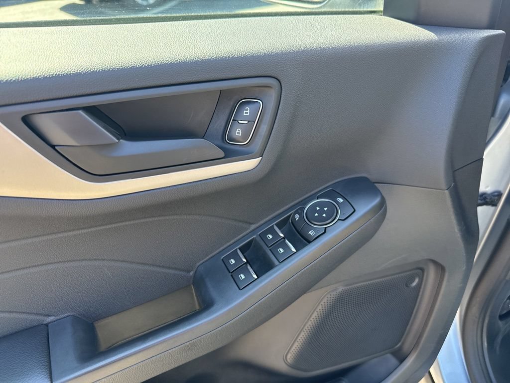 Certified 2022 Ford Escape SE w/ Cold Weather Package FWD image 10