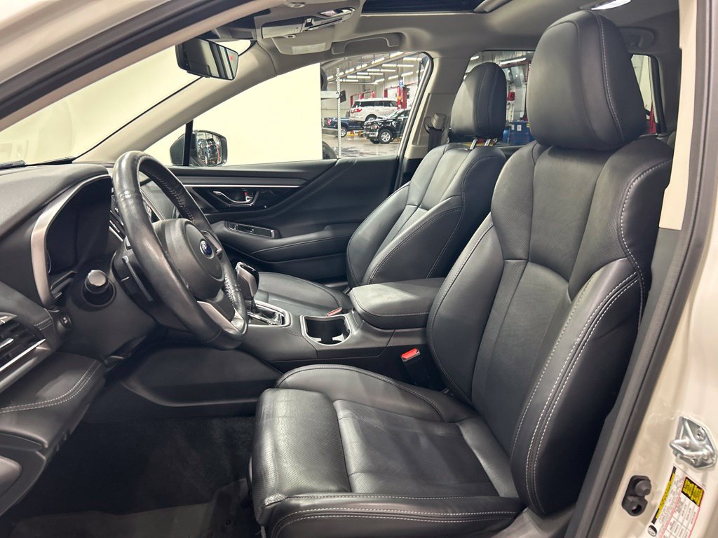 Used 2023 Subaru Outback Limited XT w/ Popular Package #2 AWD/4WD image 10