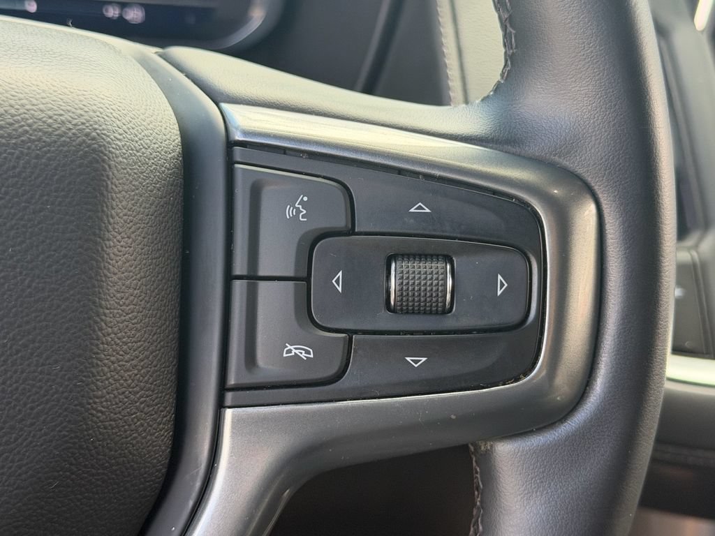 Used 2023 Chevrolet Tahoe LT w/ Luxury Package RWD image 23