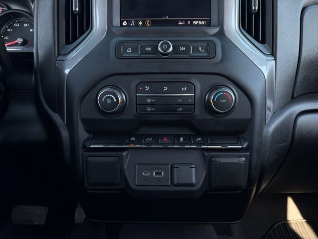 Used 2021 Chevrolet Silverado 1500 Custom AWD/4WD image 19