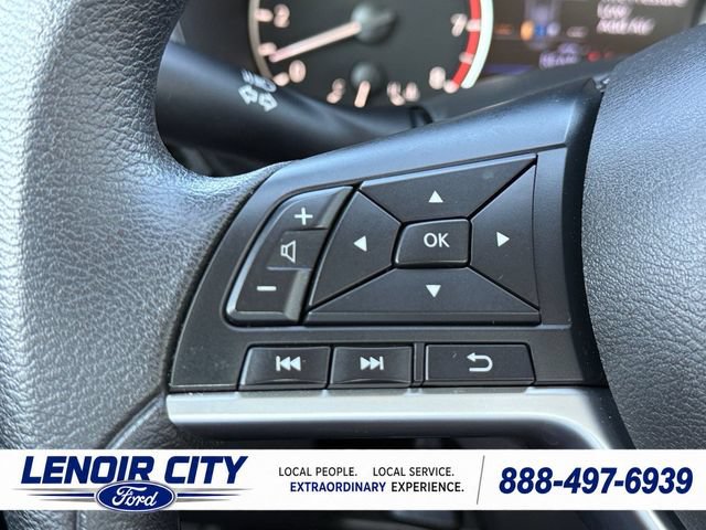 Used 2025 Nissan Altima 2.5 SV FWD image 20