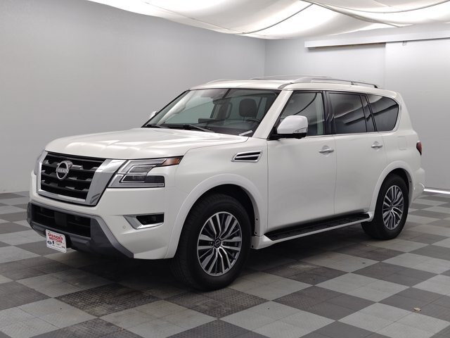 Used 2024 Nissan Armada SL w/ Captain's Chairs Package AWD/4WD image 8
