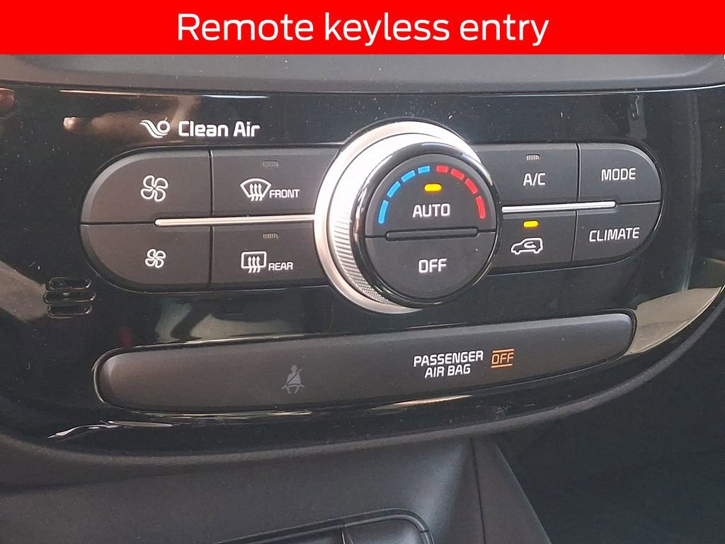 Used 2018 Kia Soul ! image 15