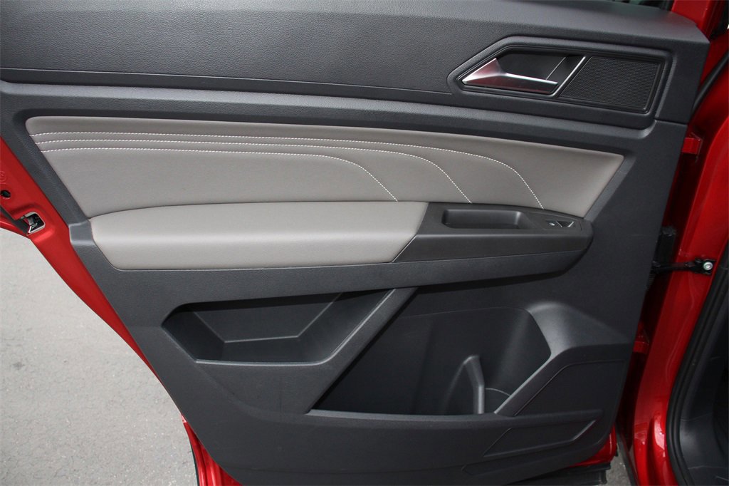 Used 2023 Volkswagen Atlas Cross Sport SE w/ Black Wheel Package image 20