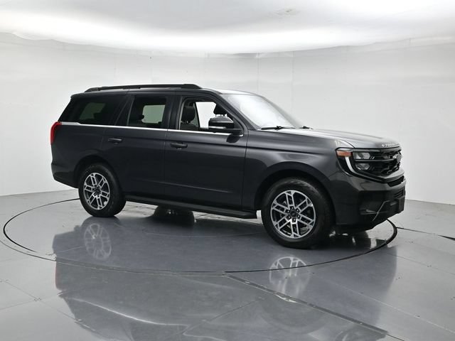 Certified 2025 Ford Expedition Active AWD/4WD video 3