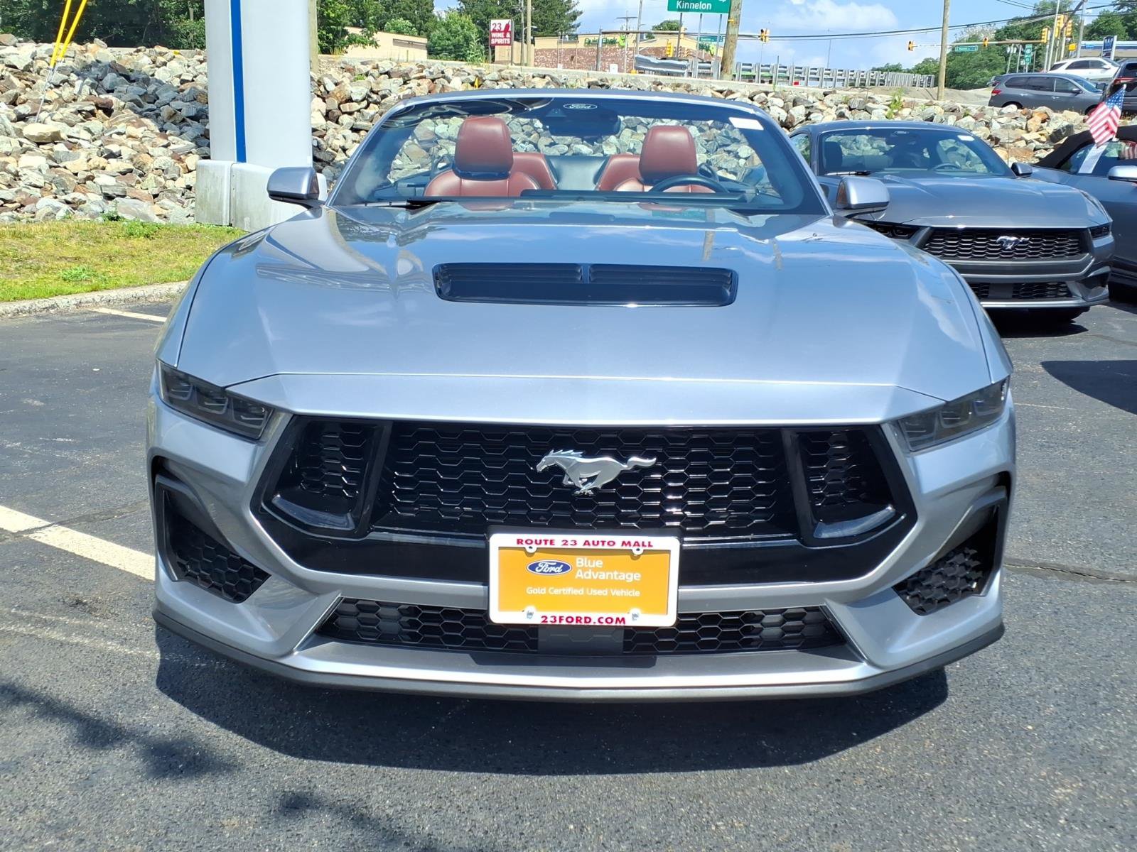 Certified 2025 Ford Mustang GT Premium RWD image 2