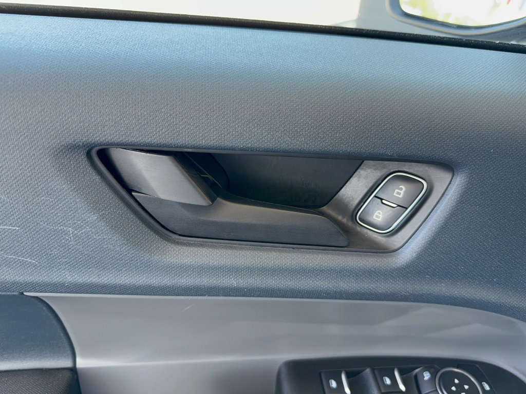 Certified 2023 Ford Maverick XL FWD image 9