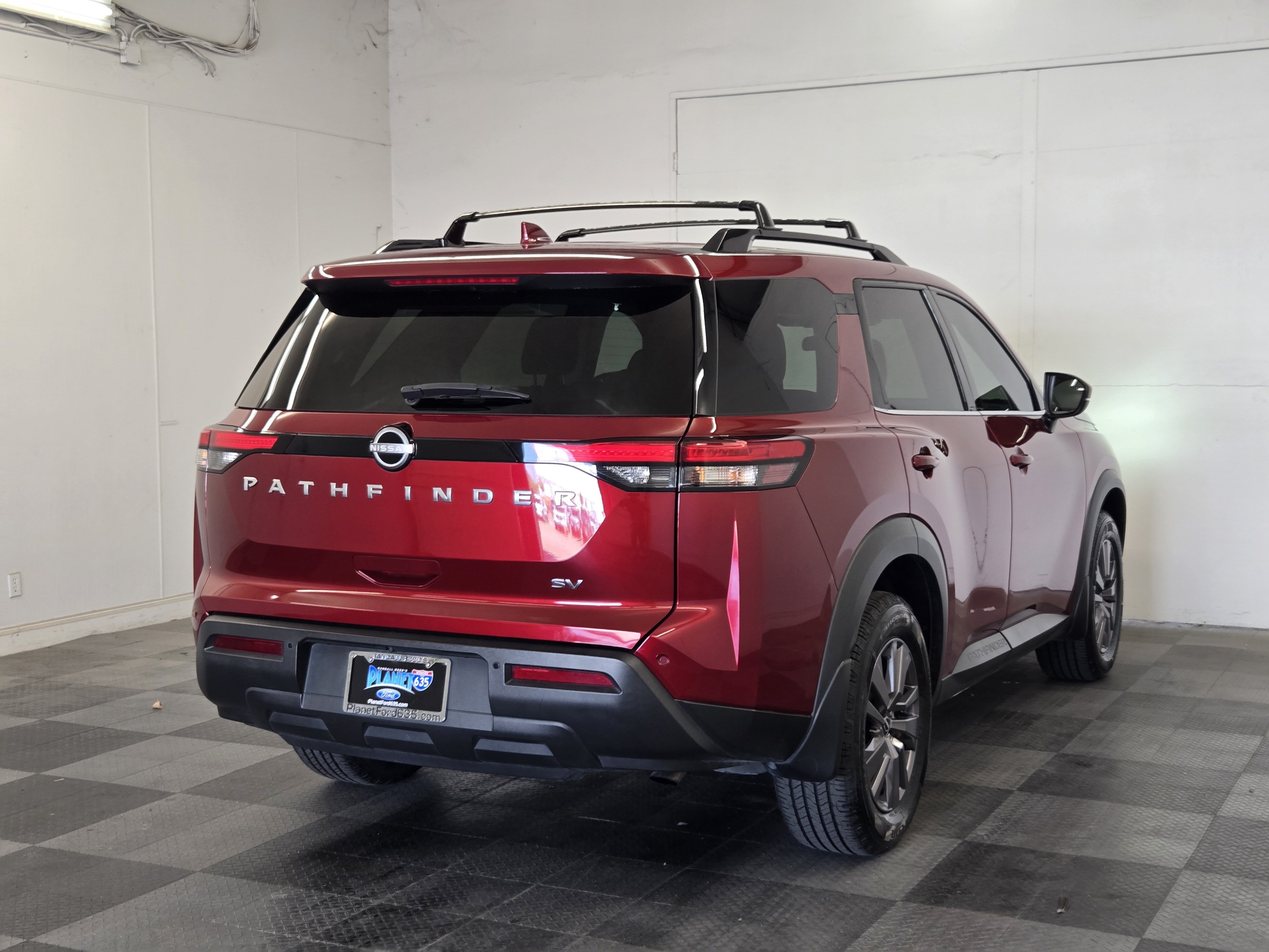 Used 2023 Nissan Pathfinder SV FWD image 7