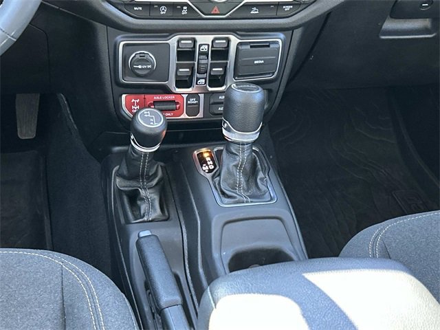 Used 2024 Jeep Gladiator Sport image 17