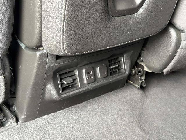 Used 2021 Chevrolet Silverado 1500 LT AWD/4WD image 17