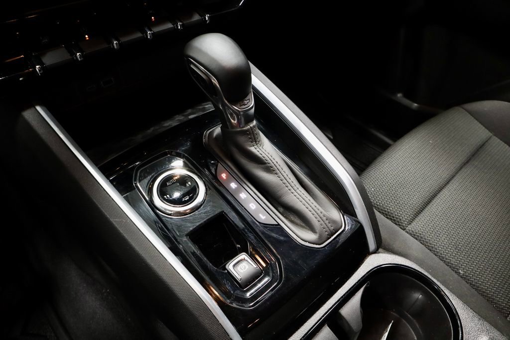 Used 2023 Chevrolet Colorado LT w/ LT Convenience Package image 35