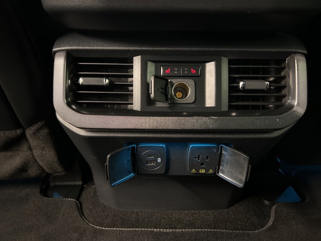 Certified 2022 Ford F150 Platinum w/ Equipment Group 701A High image 39