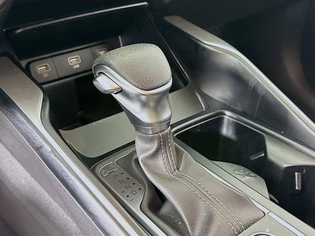 Used 2023 Kia Sorento LX image 16