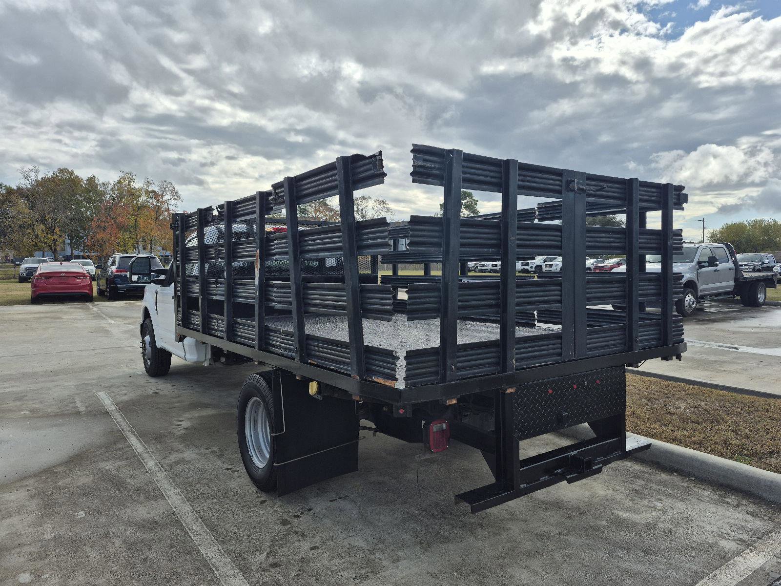 Certified 2019 Ford F350 XL w/ XL Value Package image 4