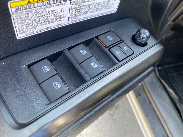 Used 2020 Toyota Tacoma TRD Off-Road image 13