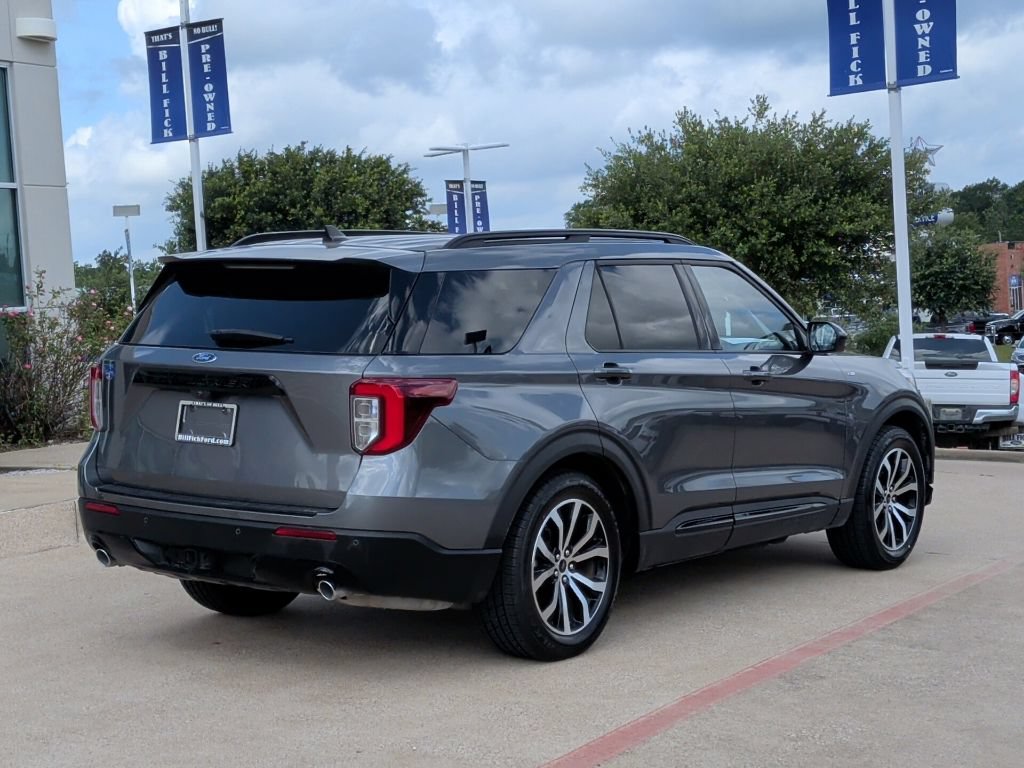 Certified 2024 Ford Explorer ST-Line w/ Class IV Trailer Tow Package RWD image 3