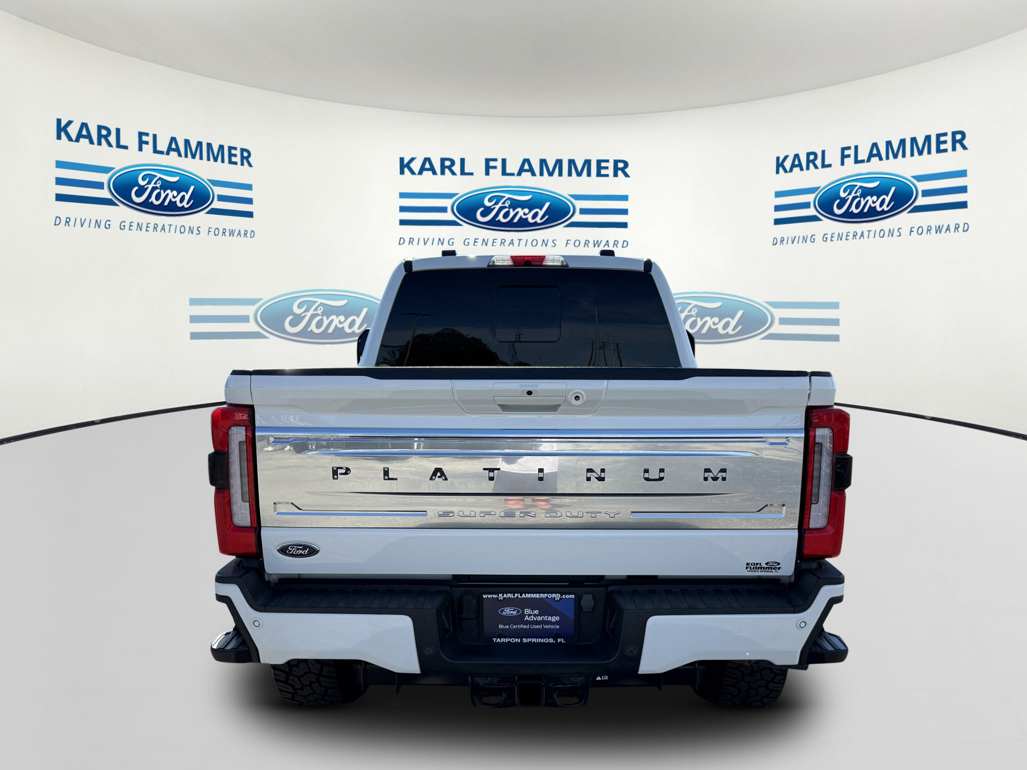 Certified 2025 Ford F250 Platinum AWD/4WD image 4