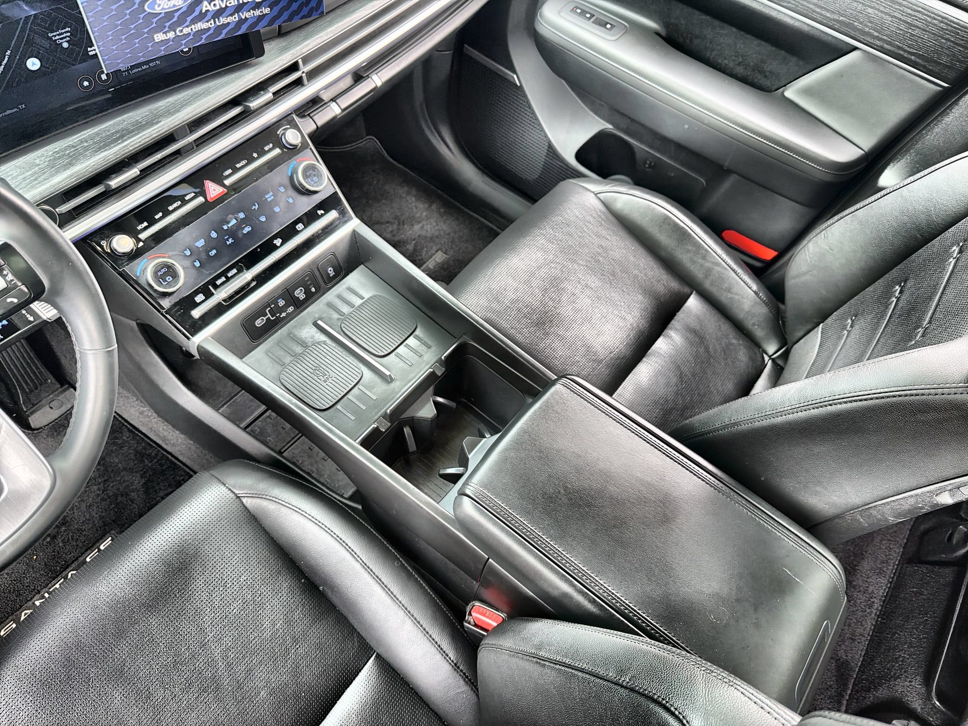 Used 2025 Hyundai Santa Fe Limited FWD image 21