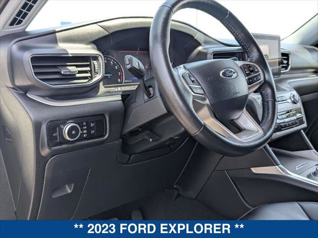 Certified 2023 Ford Explorer XLT w/ Equipment Group 202A AWD/4WD image 12