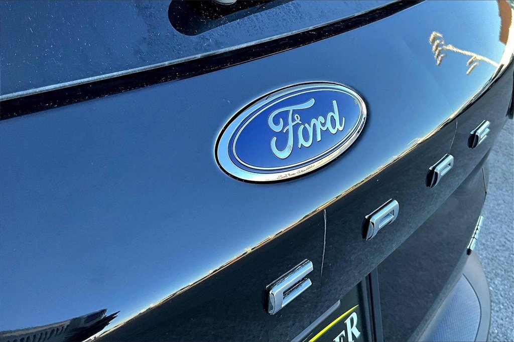 Certified 2022 Ford Escape SE w/ Convenience Package image 30