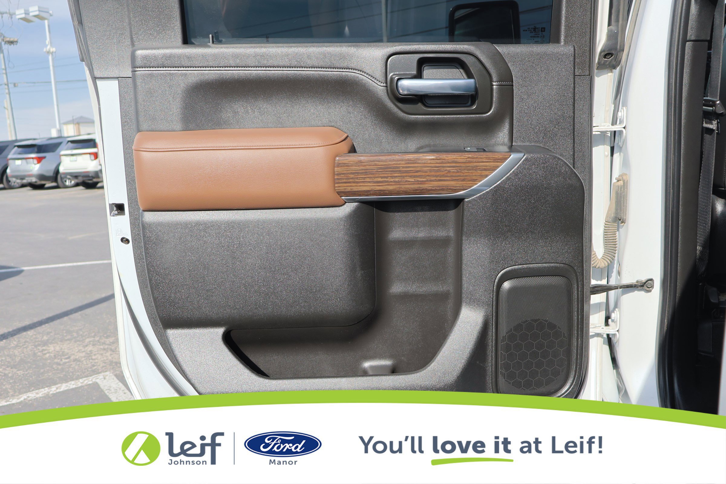 Used 2020 Chevrolet Silverado 2500 High Country w/ Z71 Off-Road Package image 26