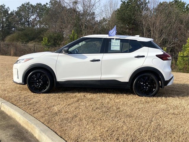 Used 2021 Nissan Kicks S video 2