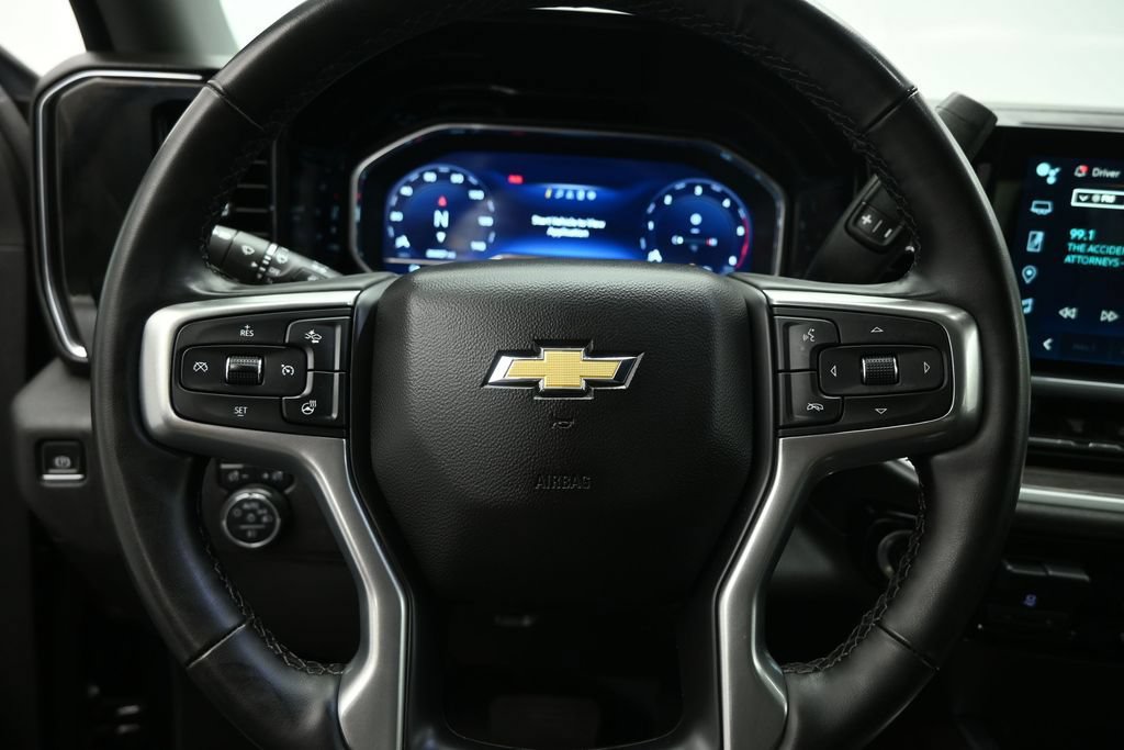 Used 2024 Chevrolet Silverado 2500 LTZ w/ LTZ Convenience Package AWD/4WD image 13