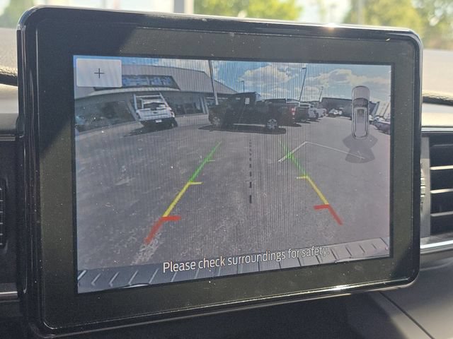 Certified 2022 Ford Explorer XLT w/ Equipment Group 202A AWD/4WD image 30