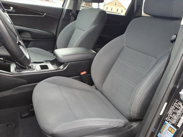 Used 2019 Kia Sorento LX w/ LX Convenience Package image 11