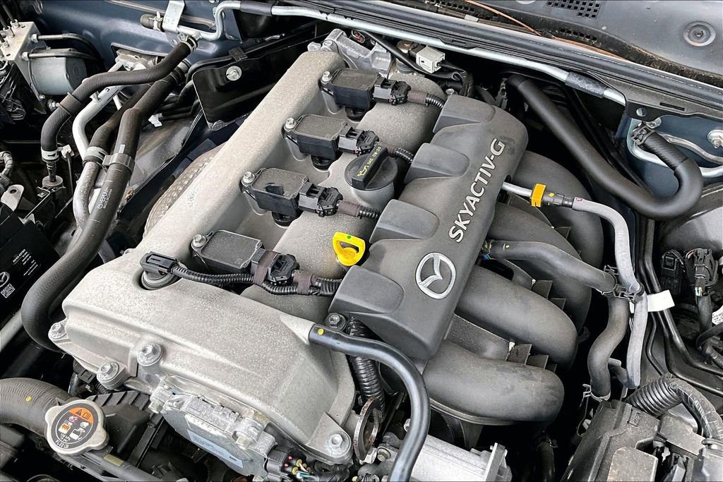 Used 2021 MAZDA MX-5 Miata RF Grand Touring RWD image 34