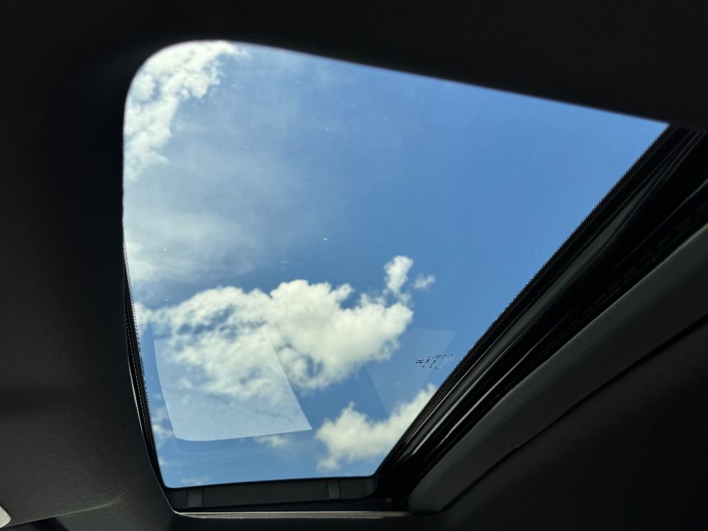 Used 2022 Honda Ridgeline Black Edition image 16