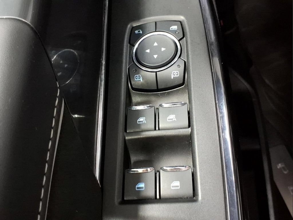 Certified 2025 Ford F150 Lightning Platinum AWD/4WD image 15