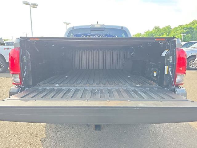 Used 2019 Toyota Tacoma TRD Sport AWD/4WD image 16