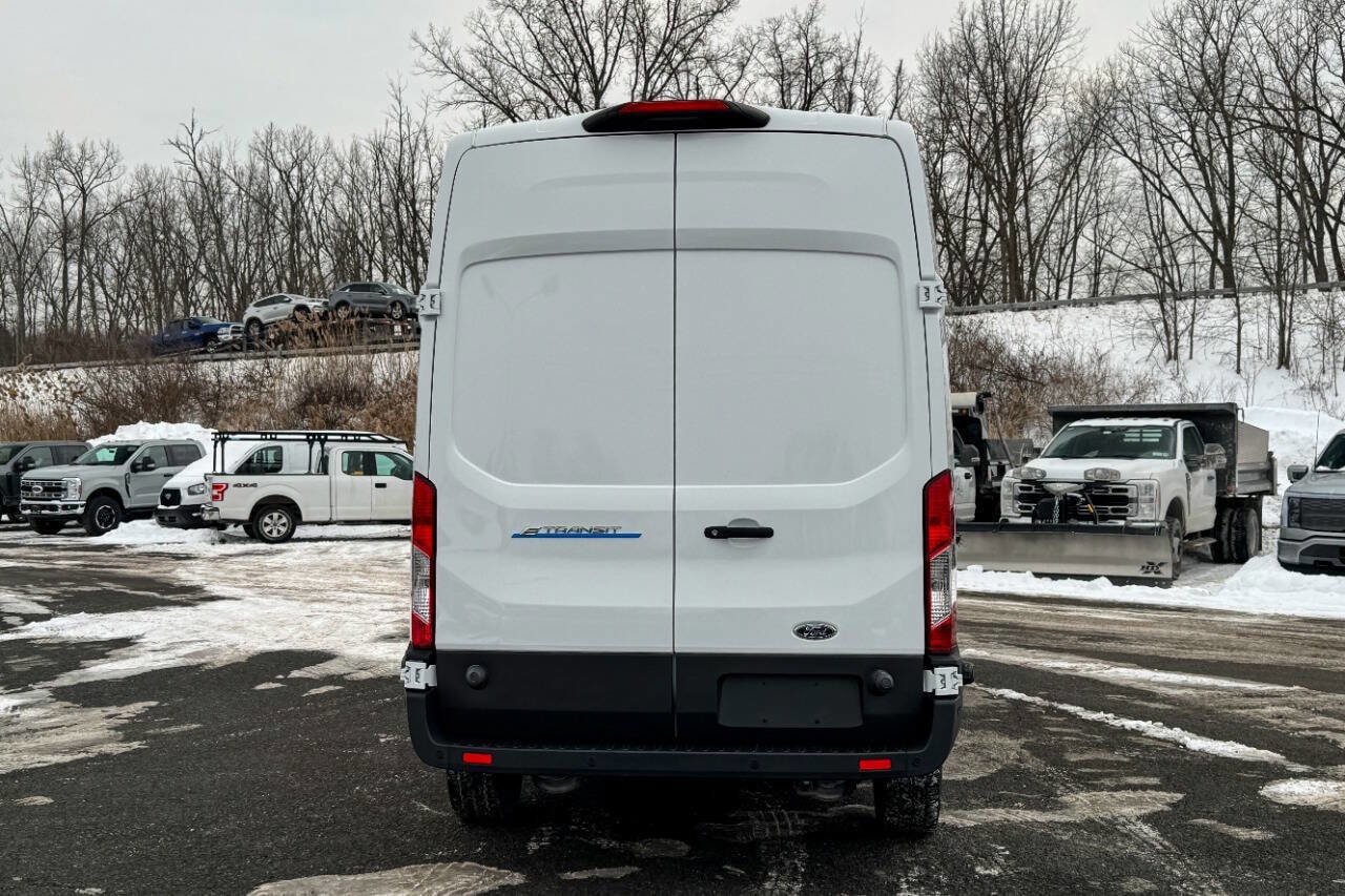 Certified 2022 Ford E-Transit 148 High Roof w/ Load Area Protection Package RWD image 4