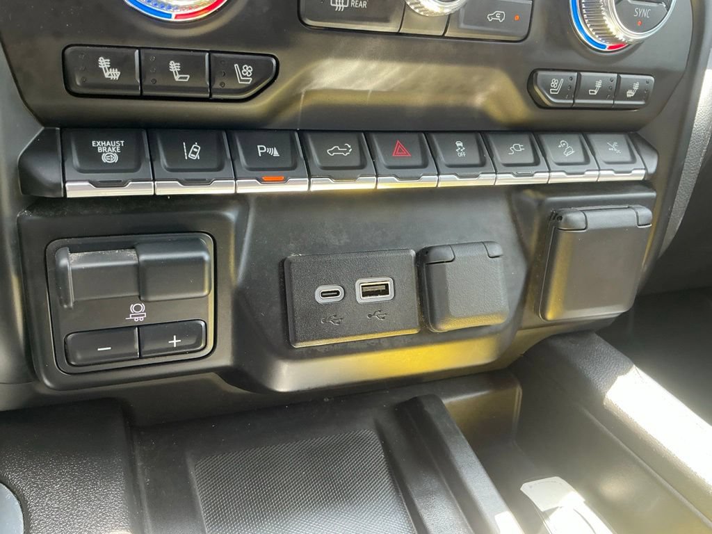 Used 2023 GMC Sierra 3500 AT4 w/ AT4 Premium Plus Package AWD/4WD image 45