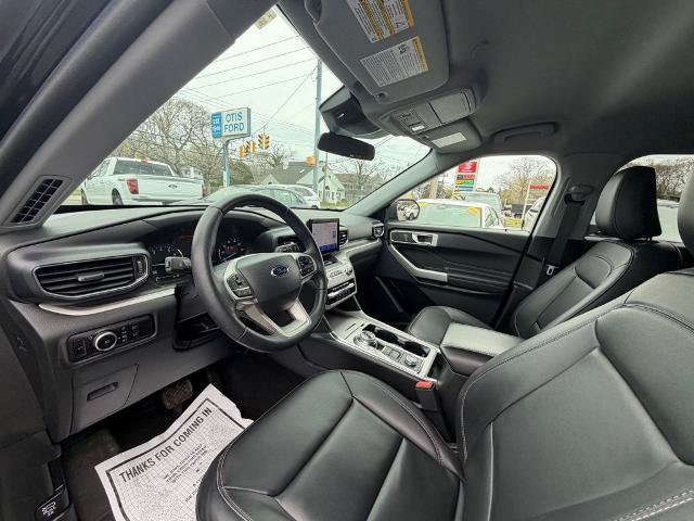 Certified 2023 Ford Explorer XLT w/ Equipment Group 202A AWD/4WD image 26