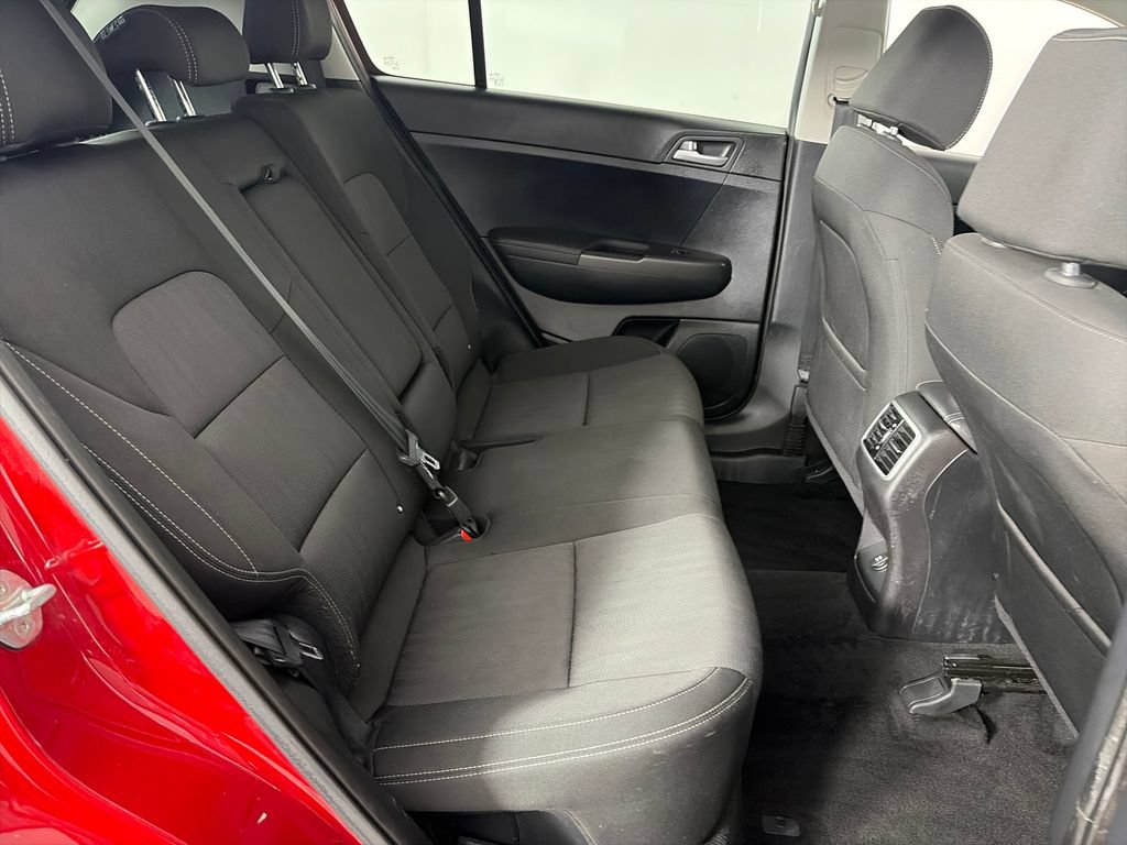 Used 2021 Kia Sportage LX AWD/4WD image 26
