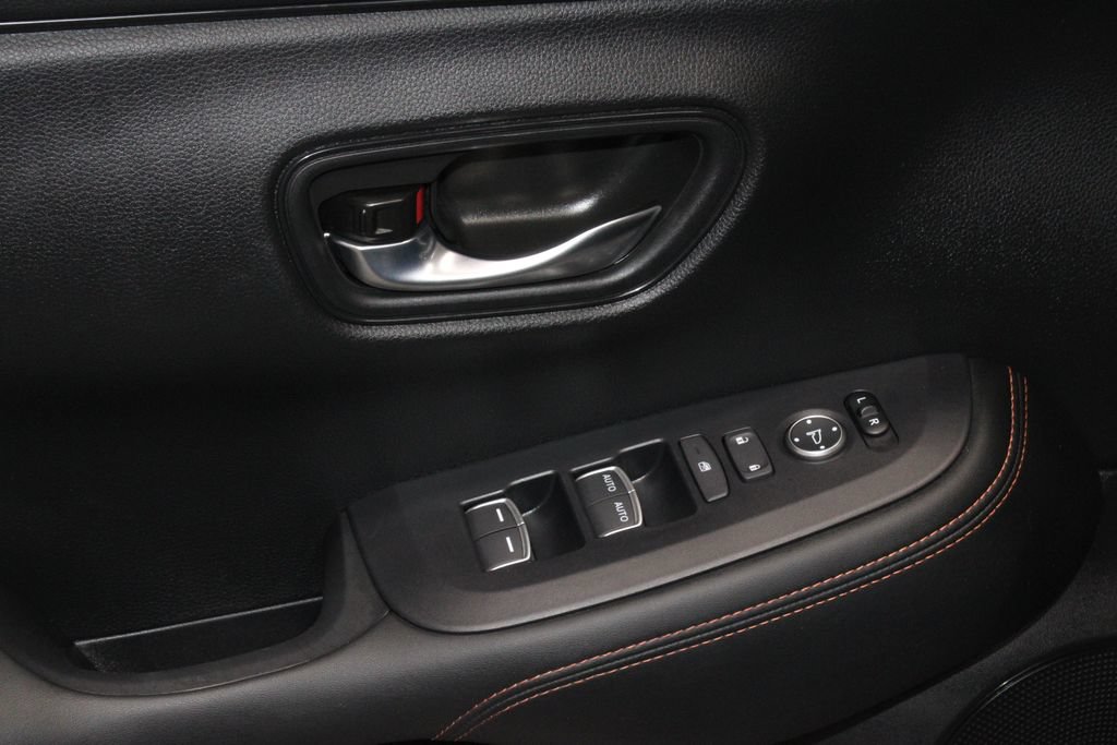 Used 2025 Honda HR-V Sport image 22