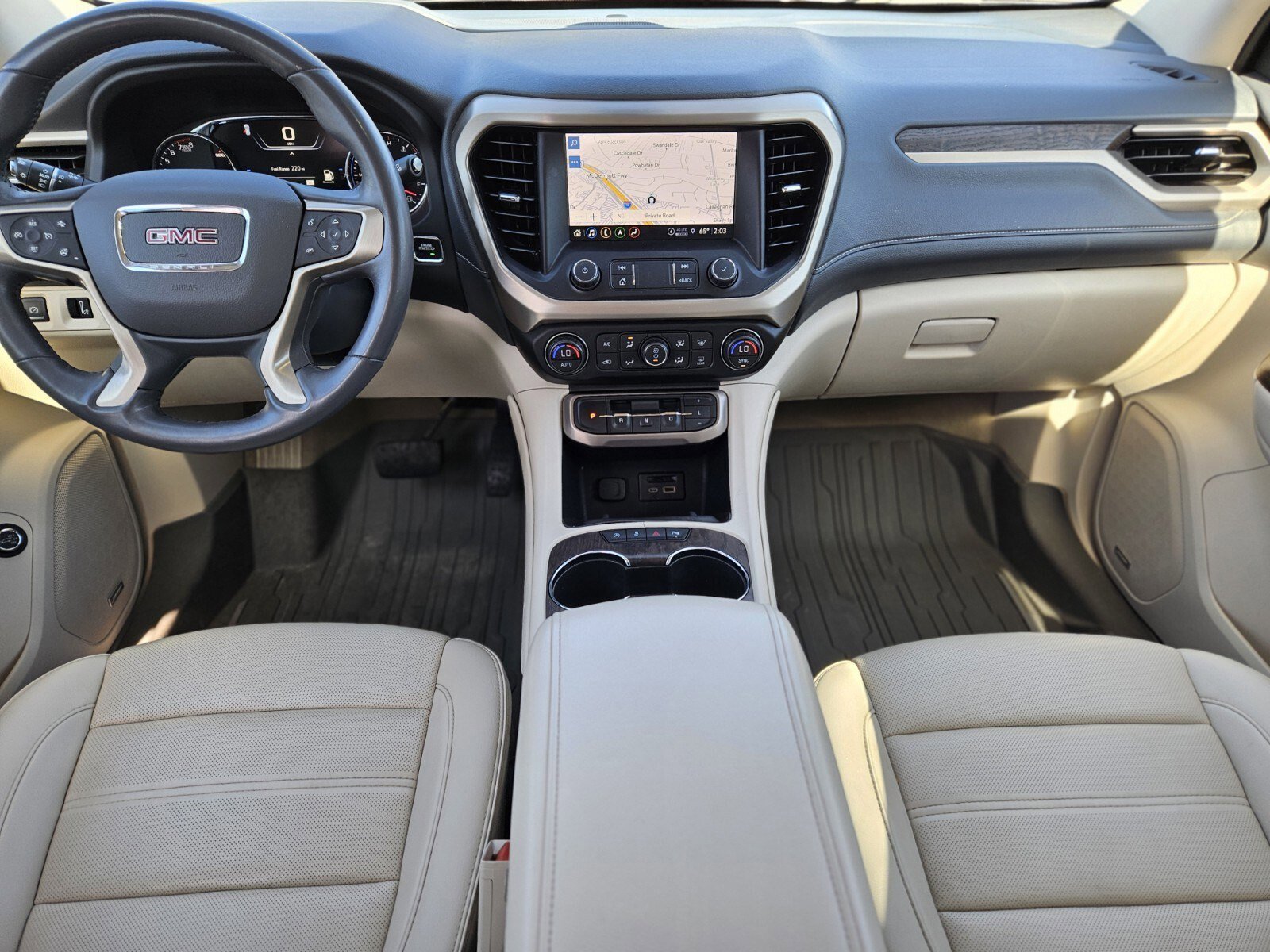 Used 2022 GMC Acadia Denali w/ Denali Technology Package image 15