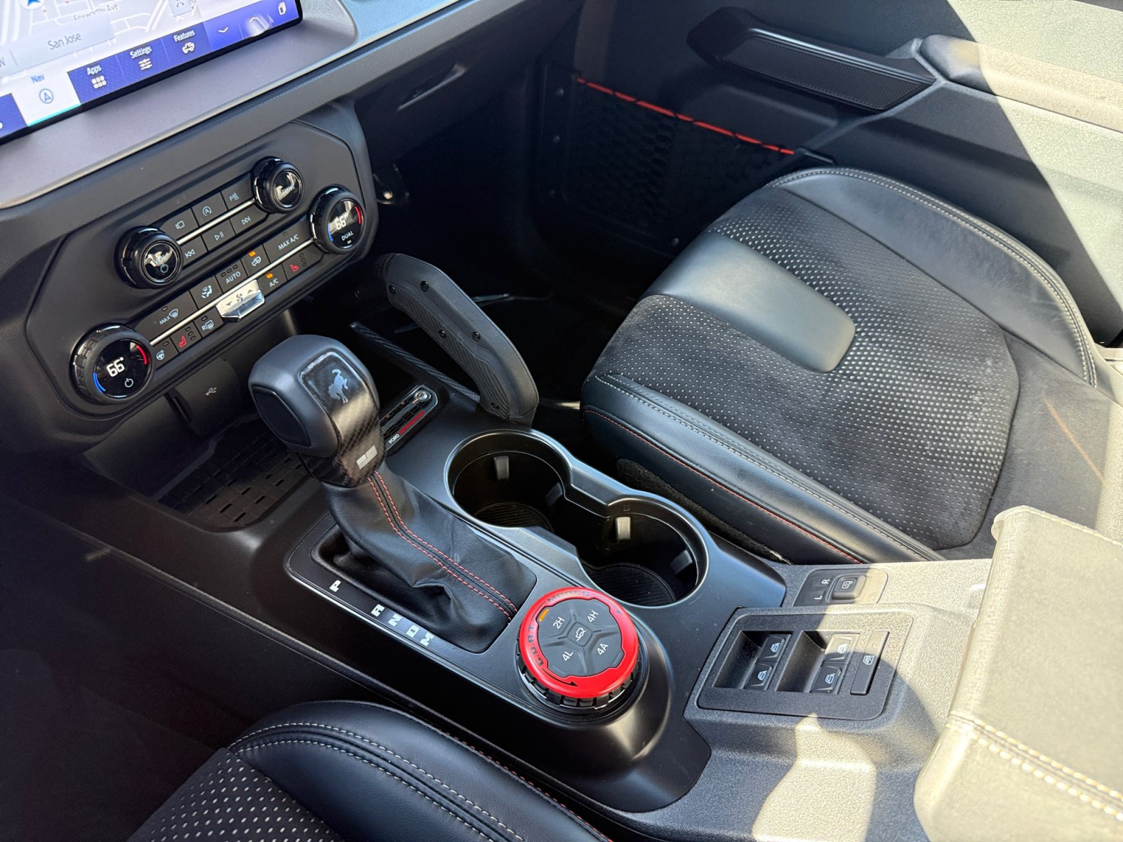 Certified 2024 Ford Bronco Raptor w/ Interior Carbon Fiber Pack 6 AWD/4WD image 13
