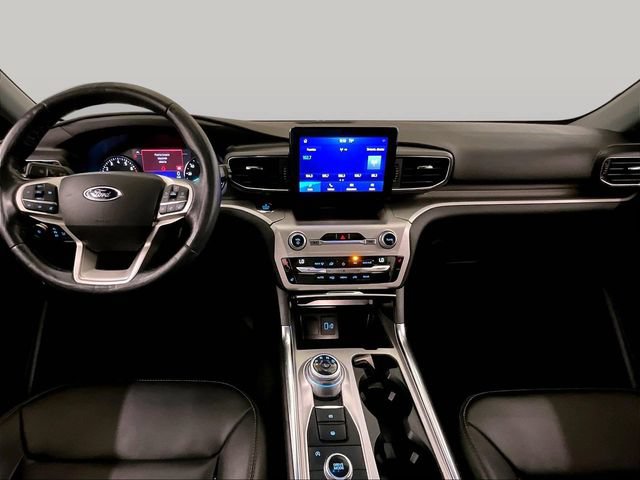 Certified 2021 Ford Explorer XLT w/ Equipment Group 202A AWD/4WD image 14