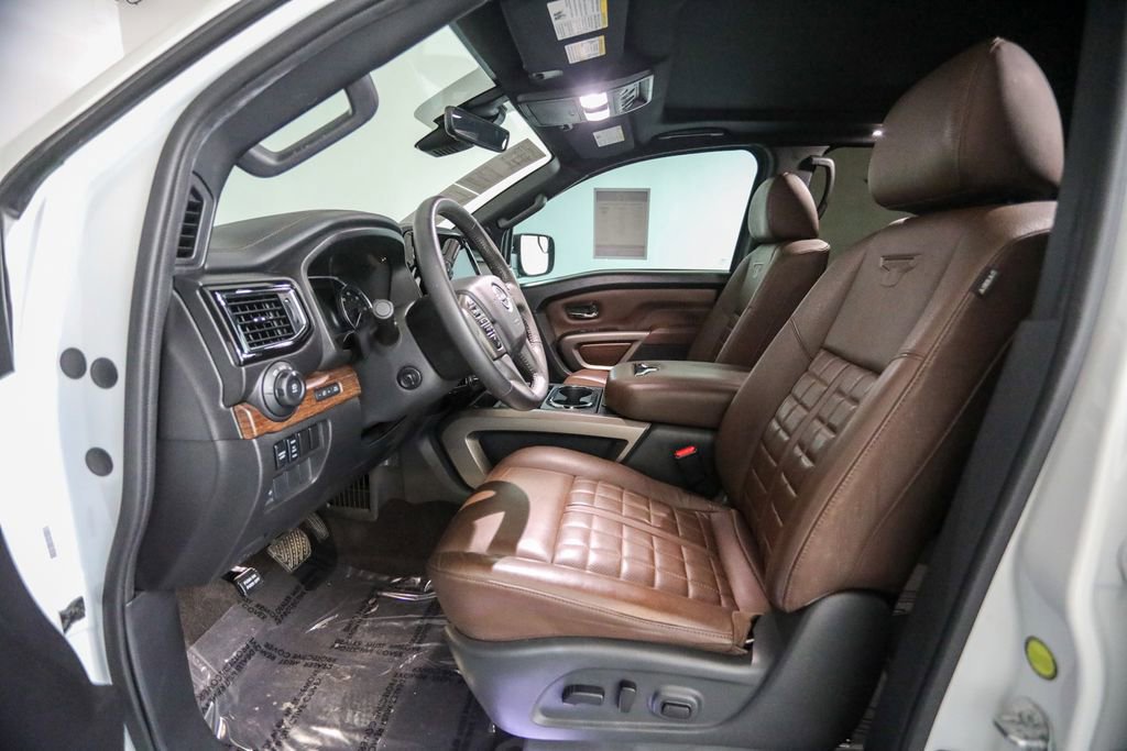 Used 2024 Nissan Titan Platinum Reserve w/ Moonroof Package image 14