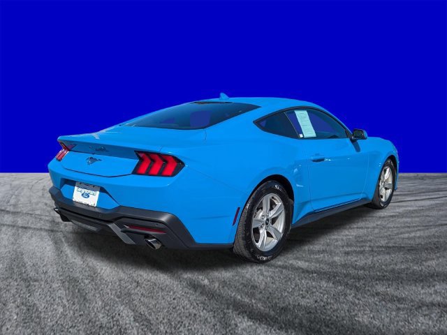 Certified 2024 Ford Mustang Coupe RWD image 4