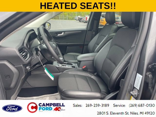 Certified 2025 Ford Escape SE FWD image 26